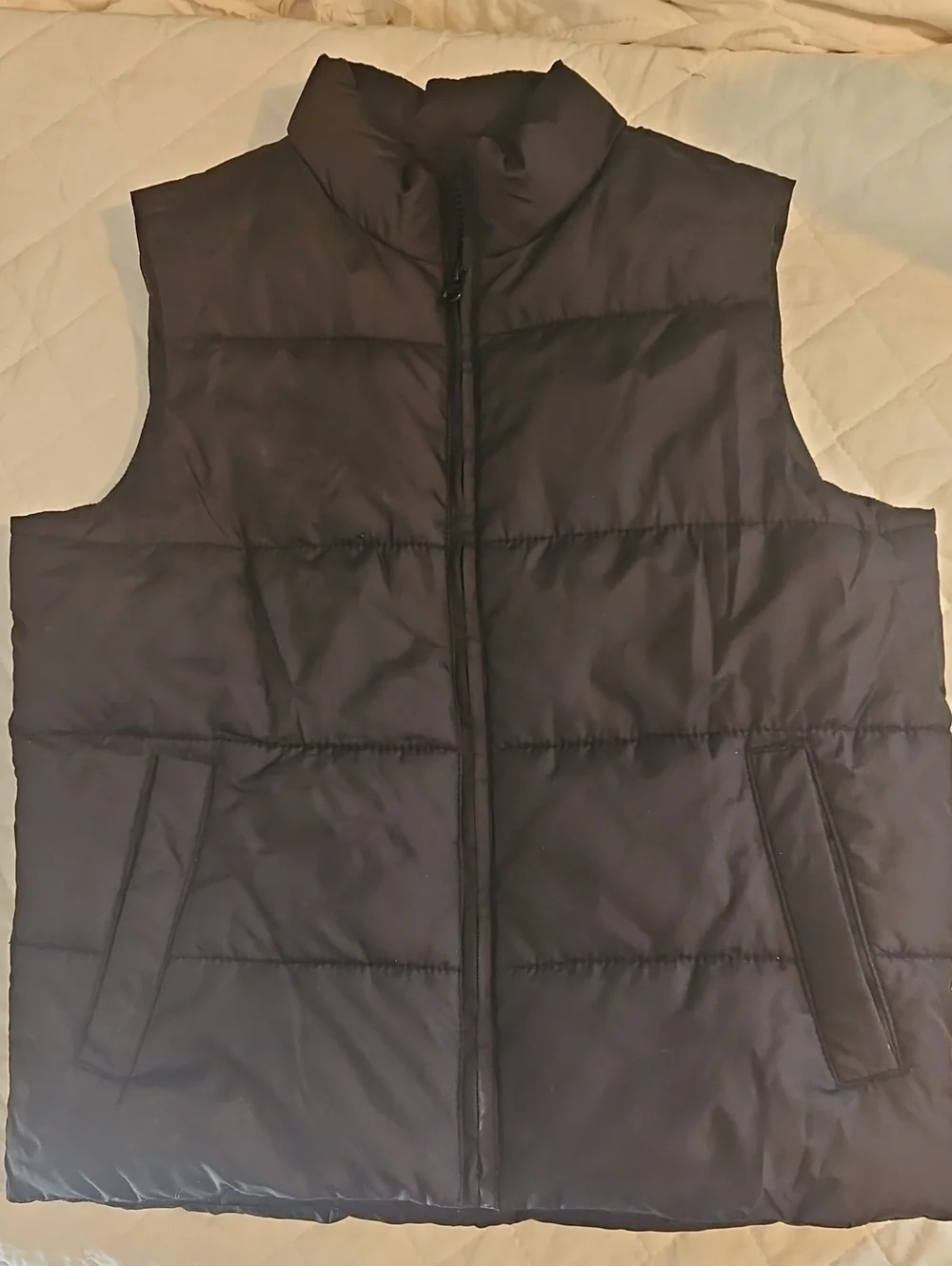 Old Navy Kids  Sz 8 Black Quilted Puffer Vest